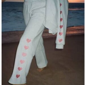Gray Dandy Worldwide Sweatpants with Pink Heart Accents Size Large New!